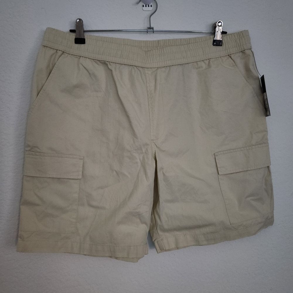 Original Use Men's Cream Utility Cargo Shorts Size Large